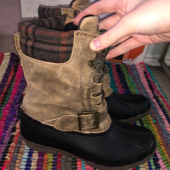 duck boots - Picture 2 of 3